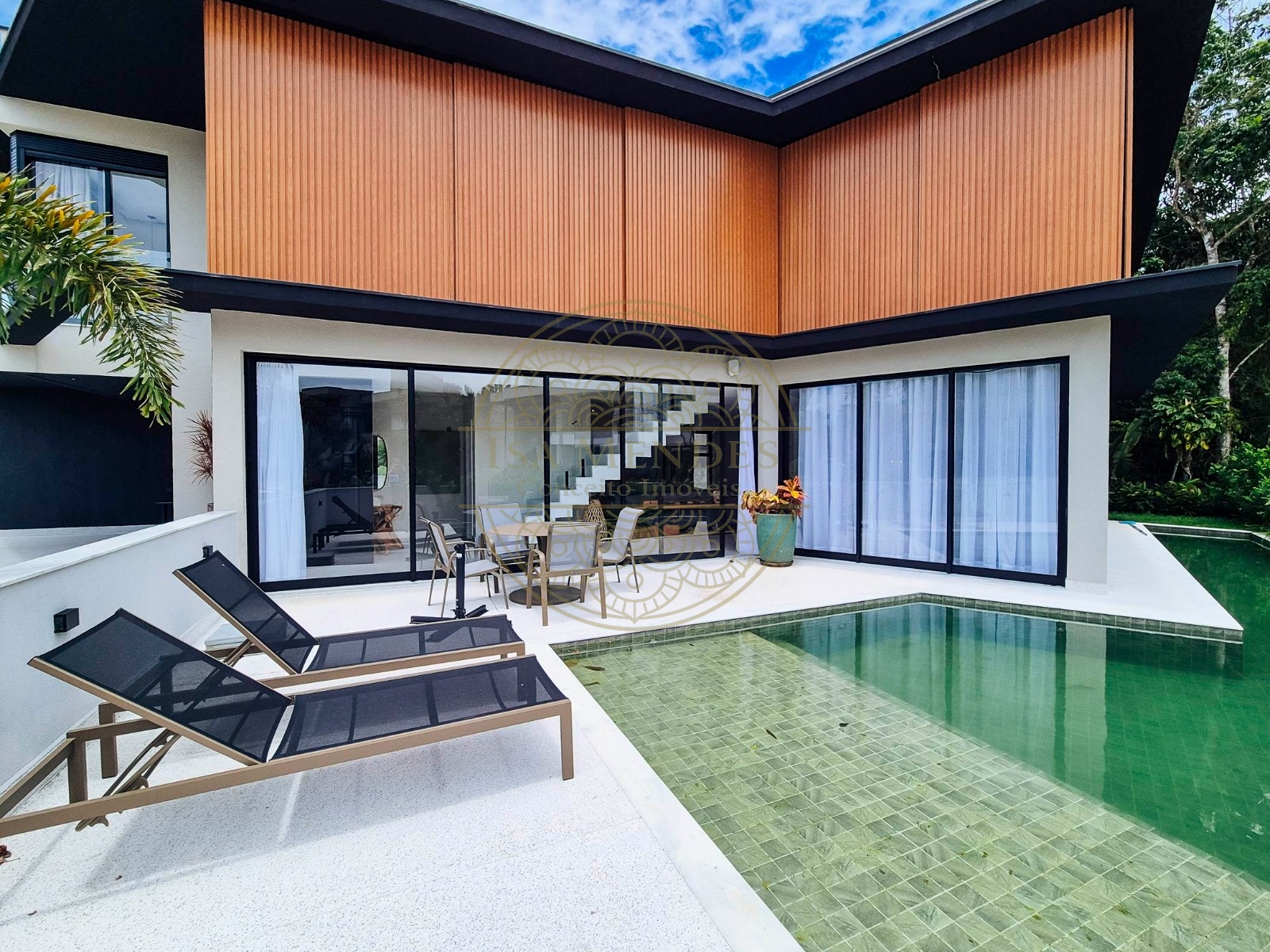 Casa Charme — Riviera de São Lourenço